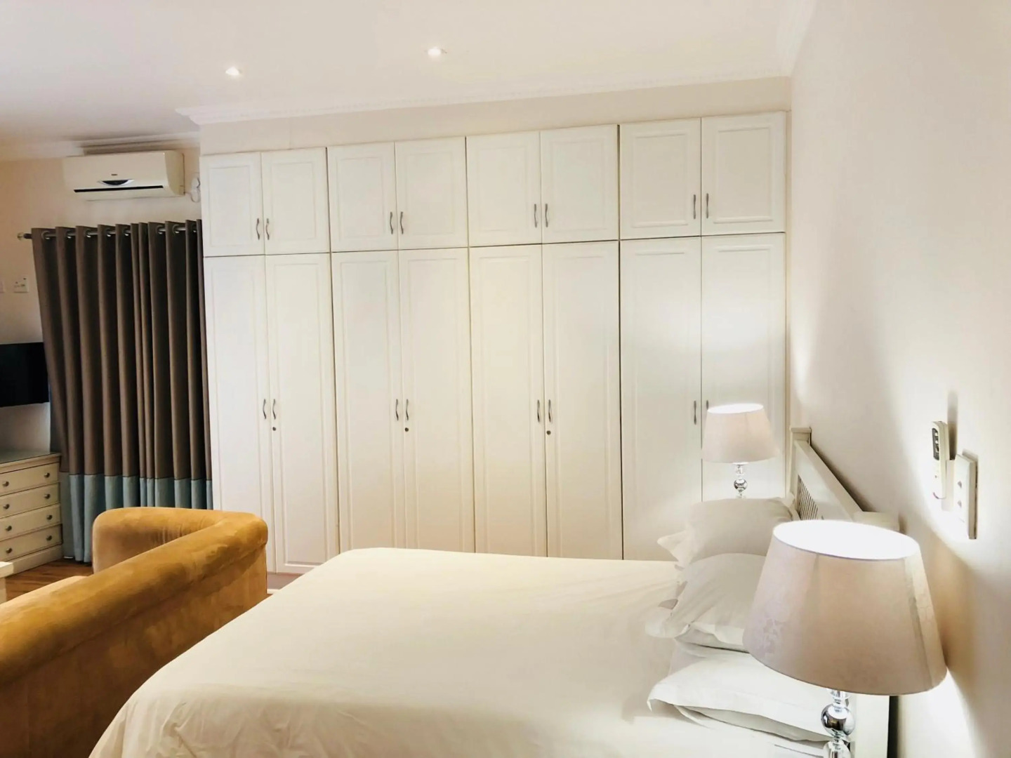 Peaches & Cream Bed & Breakfast