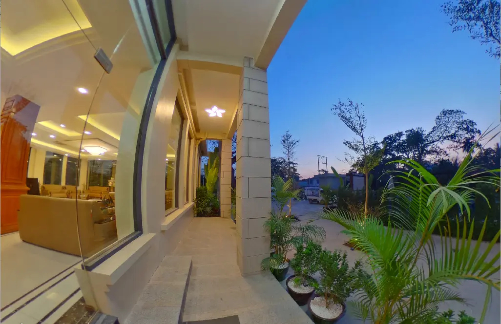 Thiri Thitsar Hotel