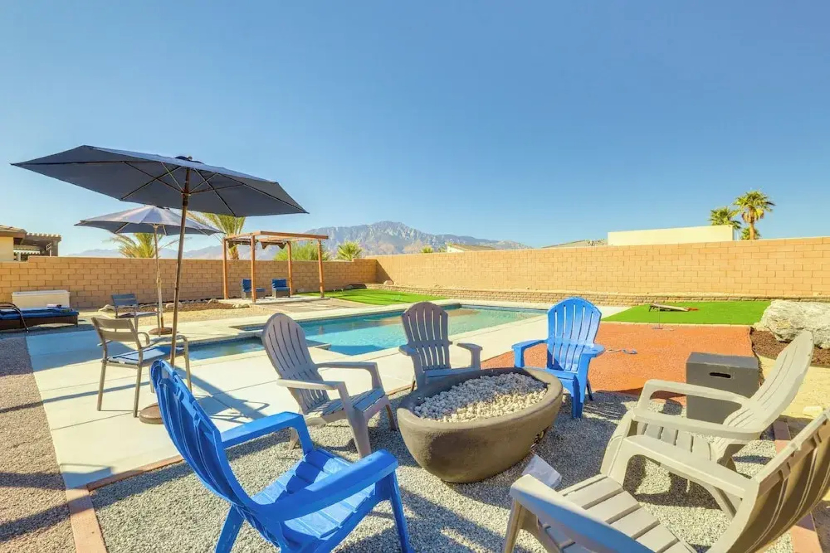 Pool, Spa & More: Relax in Desert Hot Springs!