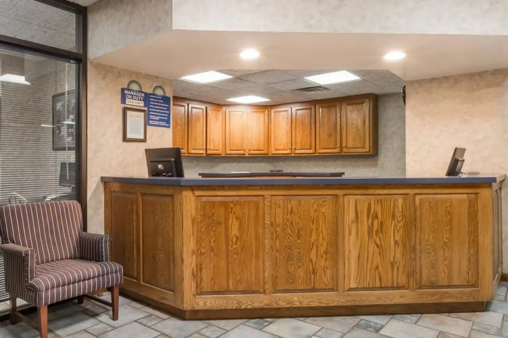 Red Roof Inn Staunton