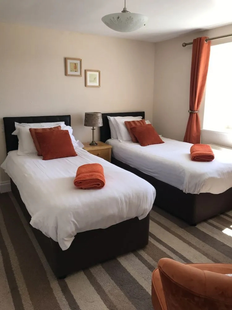 Number 52 Bed & Breakfast