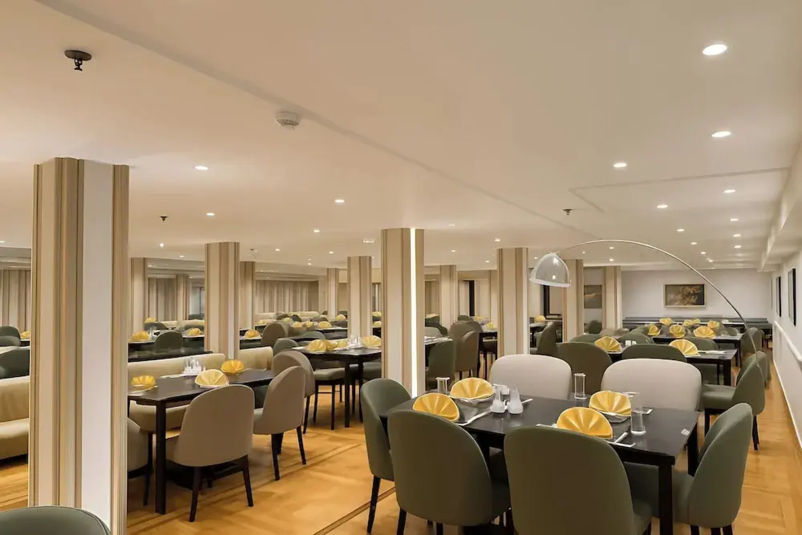 Nile Cruise Opera every Friday from Aswan for 3 nights and every Monday from Luxor for 4 nights.