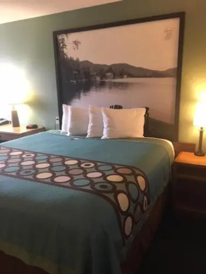 Super 8 By Wyndham Milbank