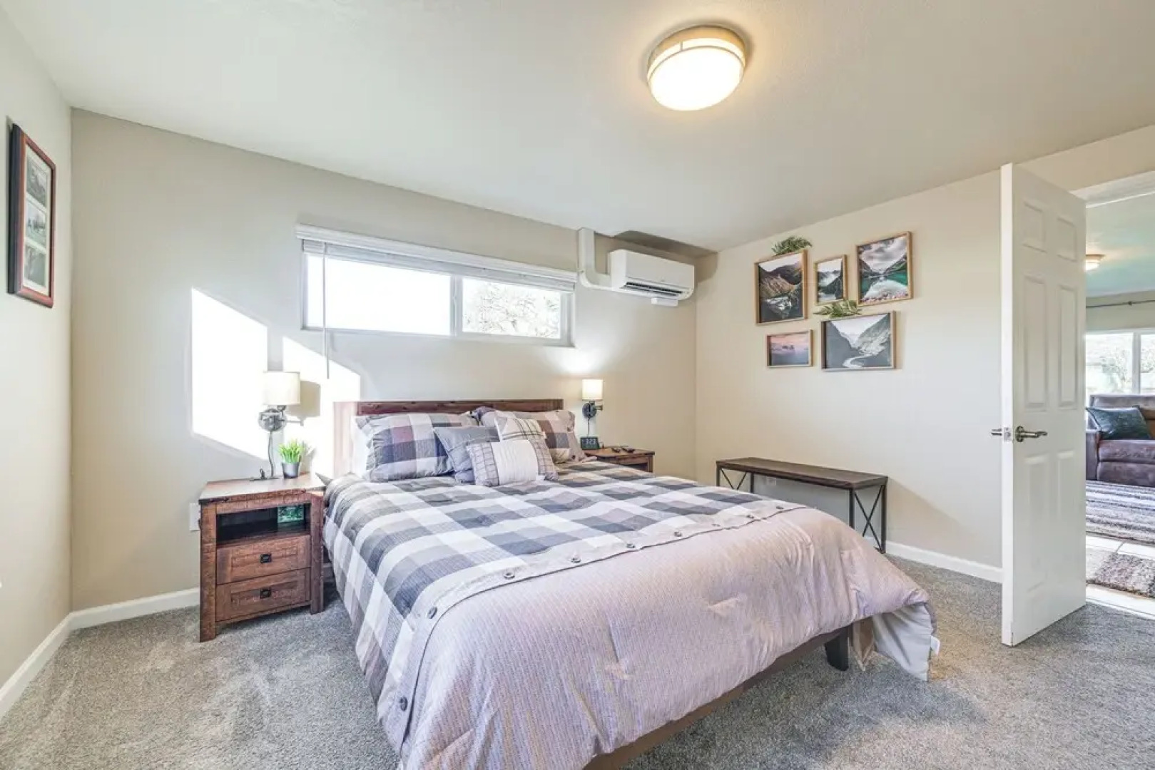 Family-friendly Cottage w/ Playground in Centralia