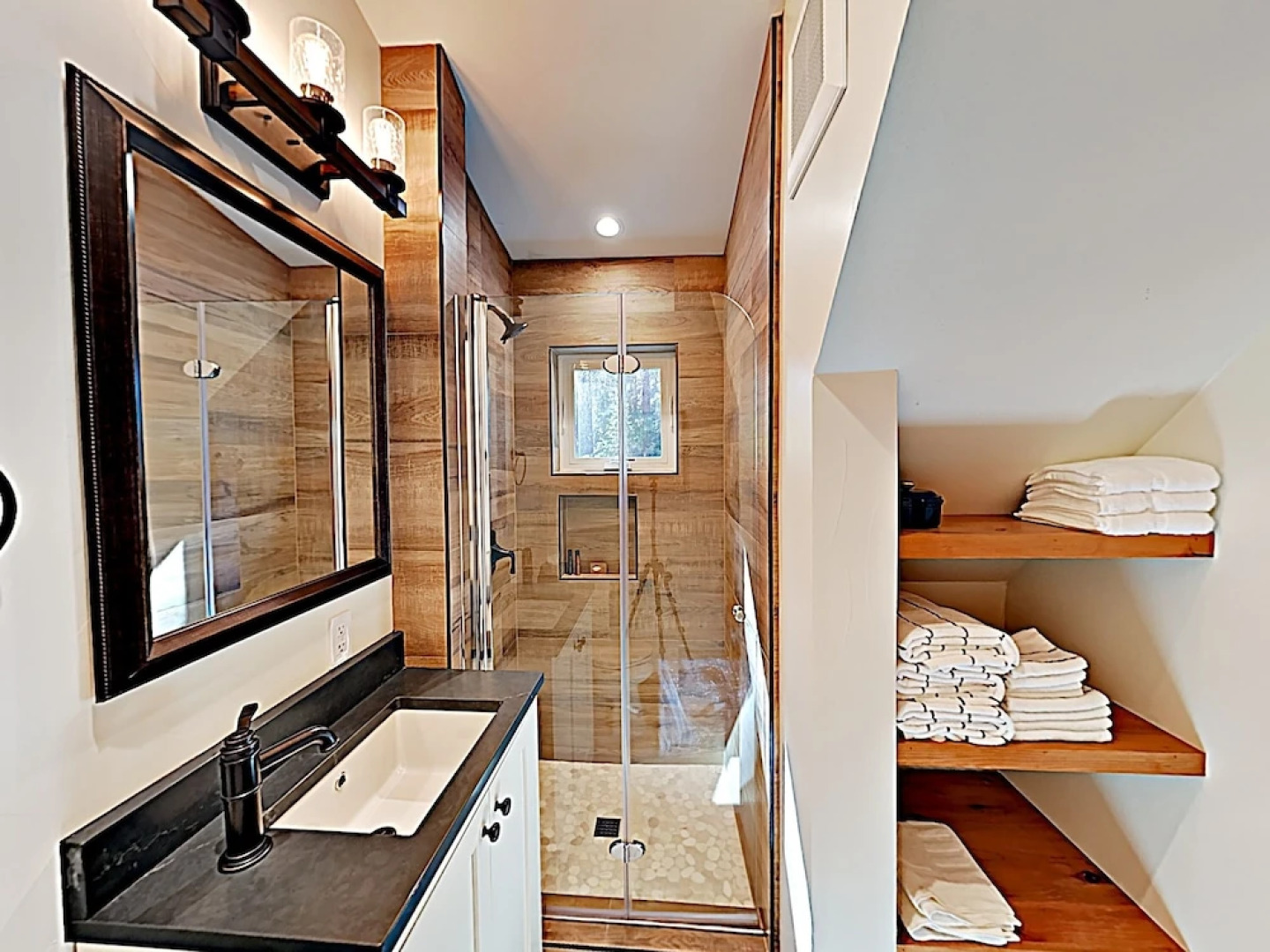 3816 Dinah Cabin at Carnelian Bay - 3 Br Cabin