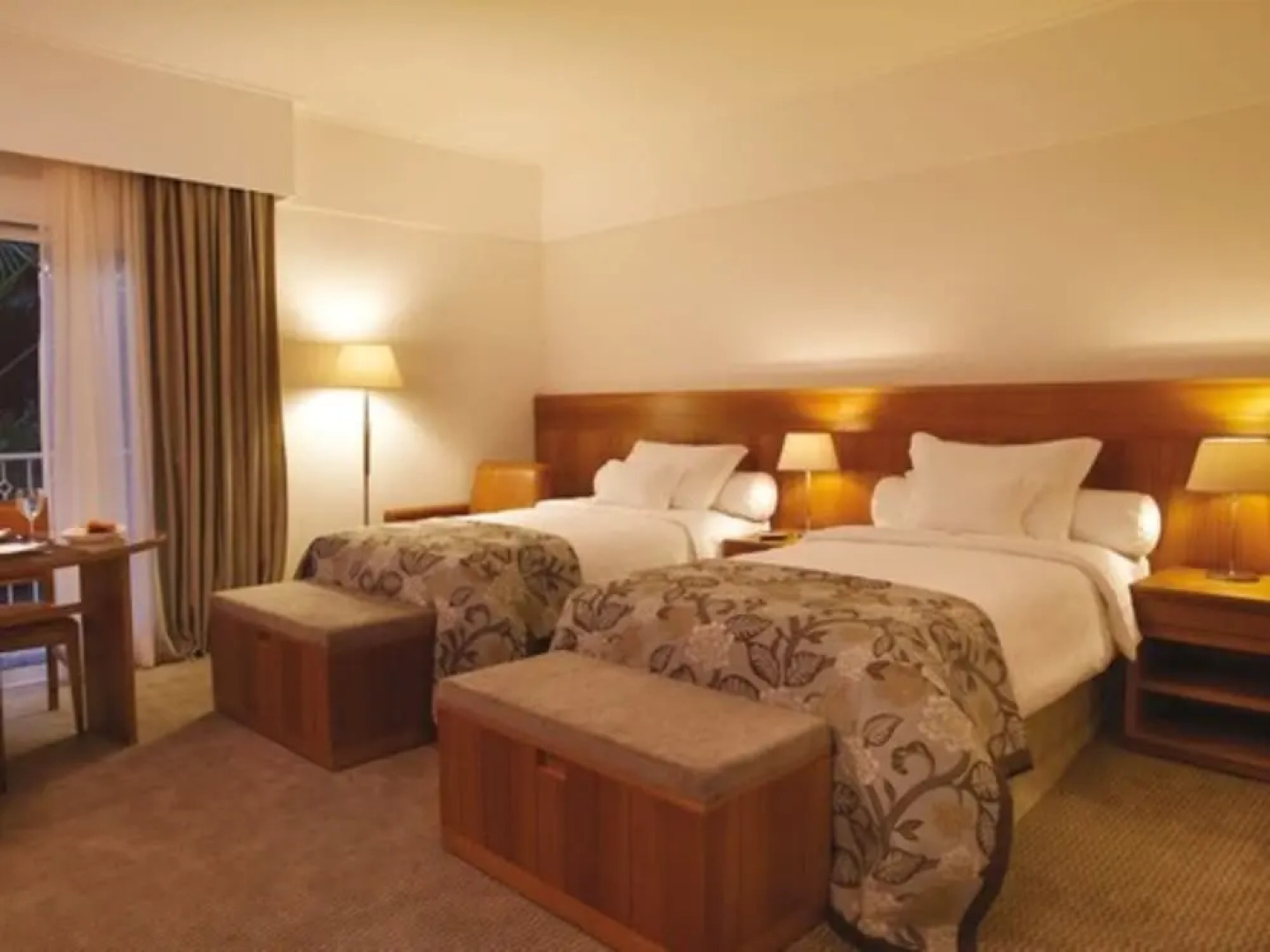 Royal Palm Plaza / The Palms