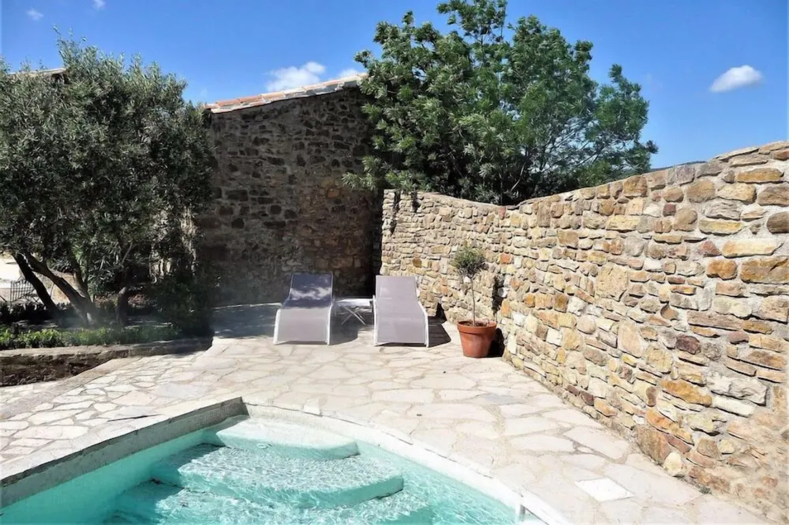 Chateau d'Olmet Guesthouse