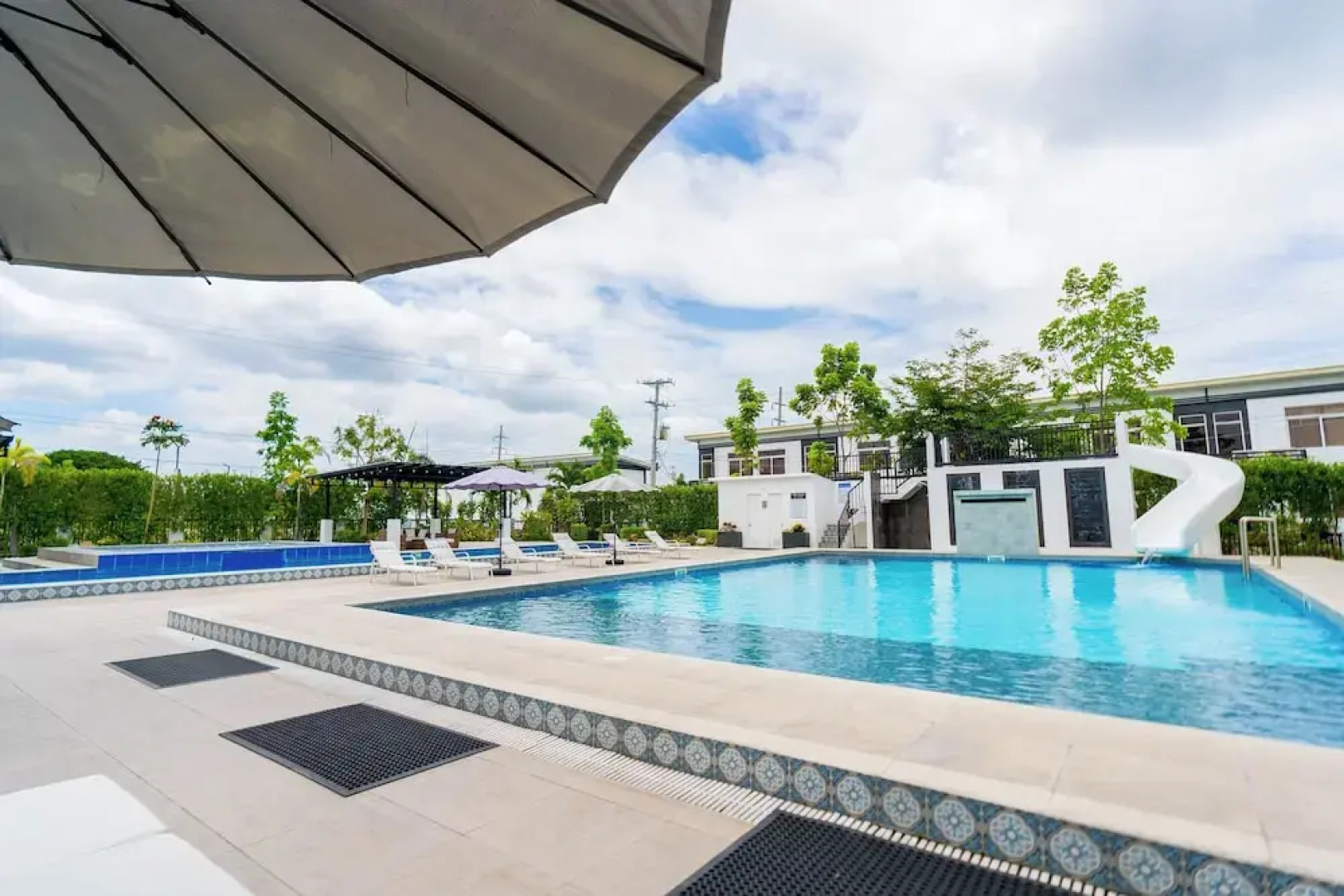 The Mansion Boutique Hotel