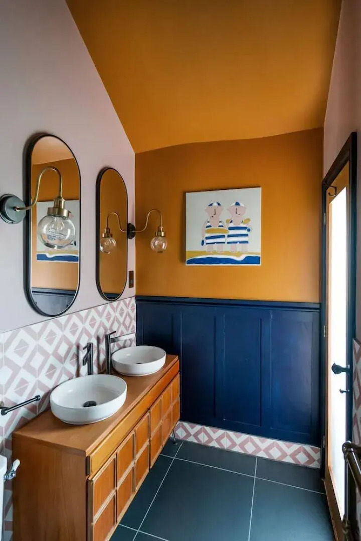 The Queen's Chew Magna