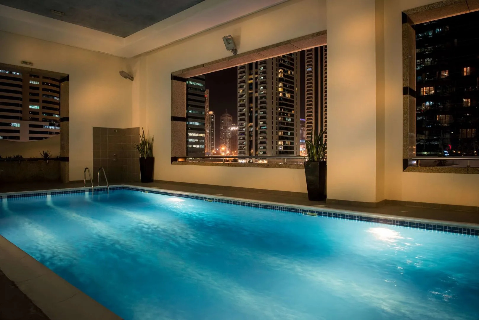 Oaks Liwa Heights Suites