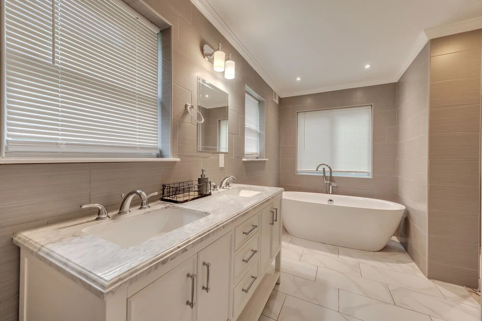 Holiday Home Near Lake and Pool