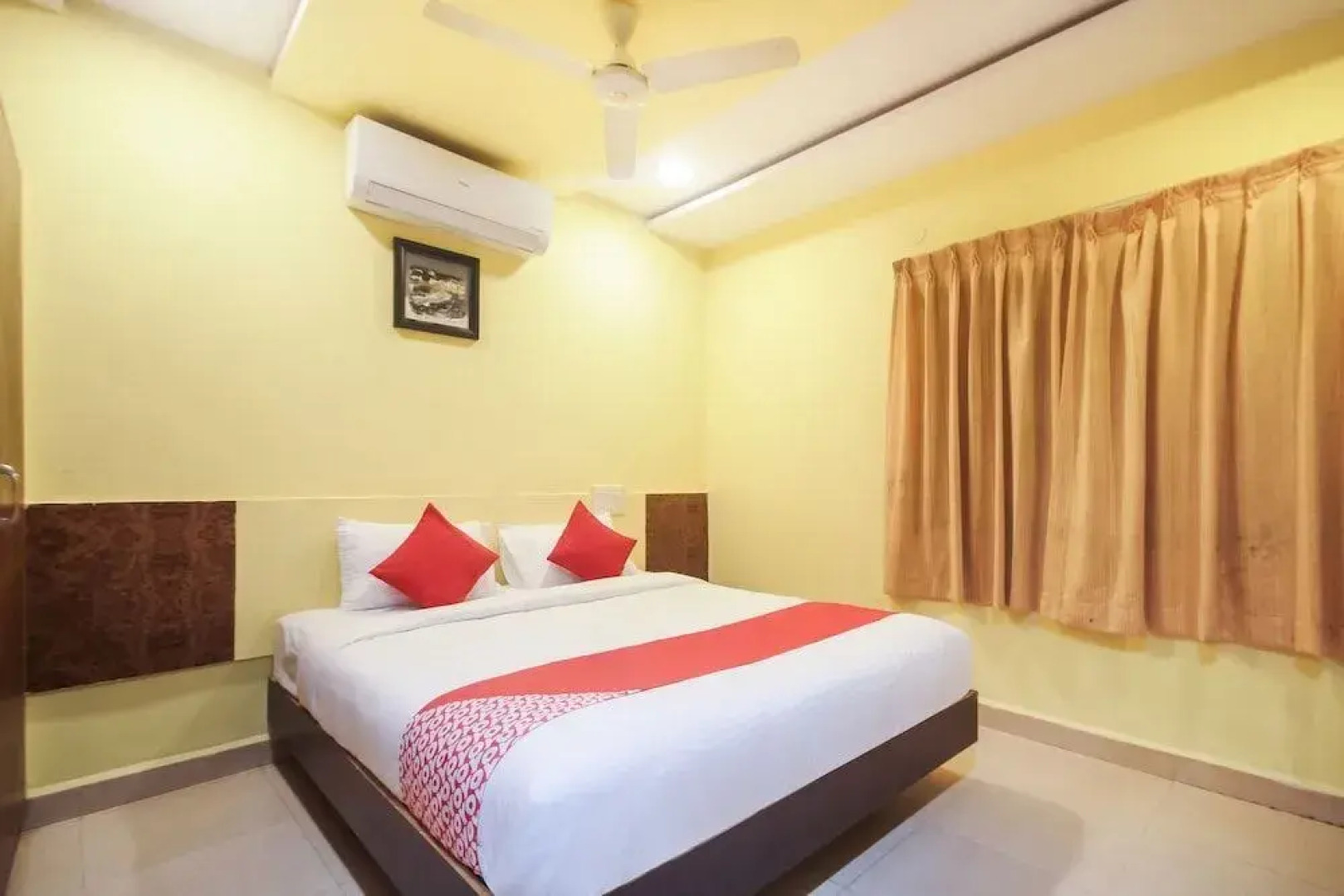 Rashi Farms by OYO Rooms