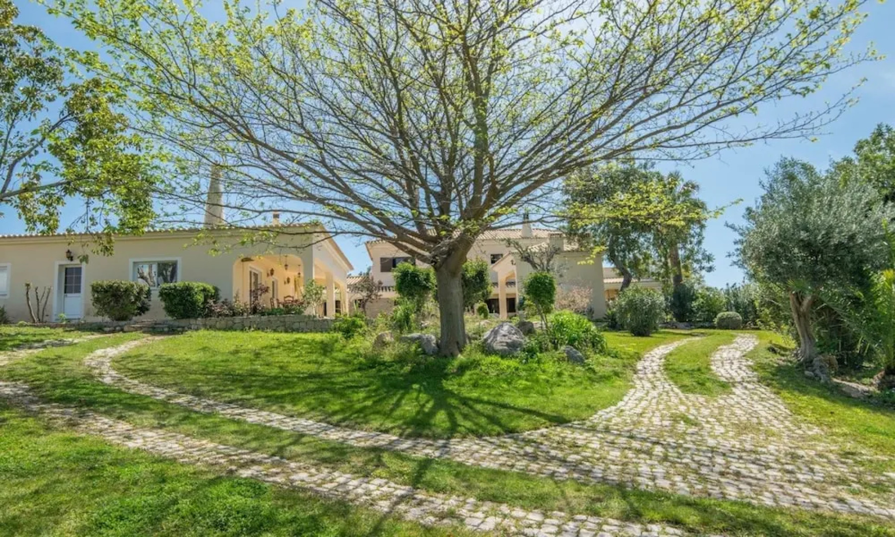 House With one Bedroom in Almancil, With Wonderful Mountain View, Pool