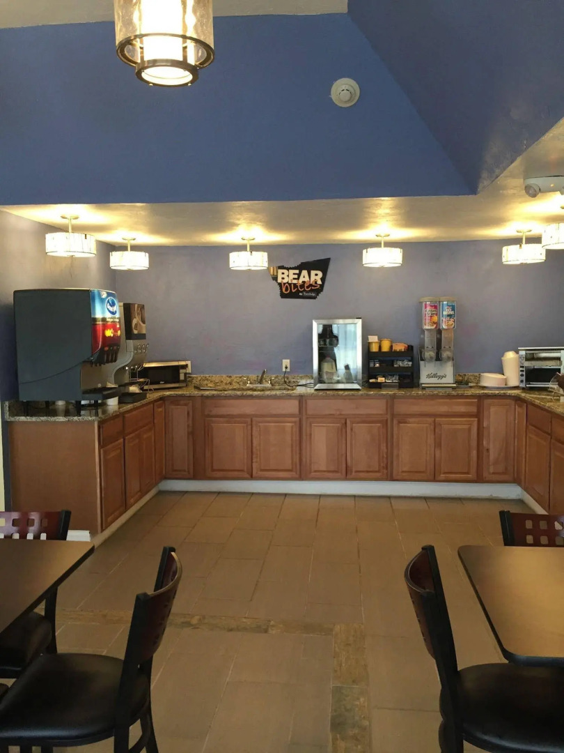 Sunbird Cape Cod Resort