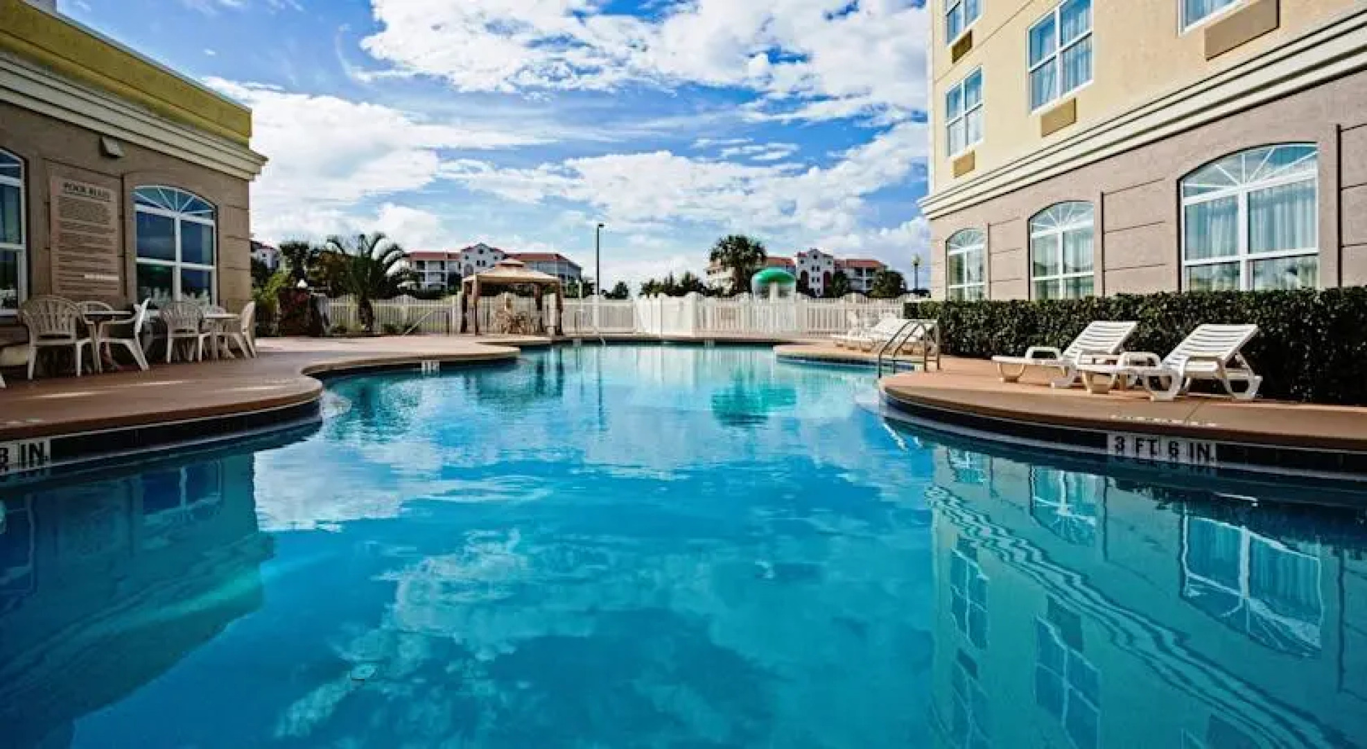 Country Inn & Suites - Cape Canaveral