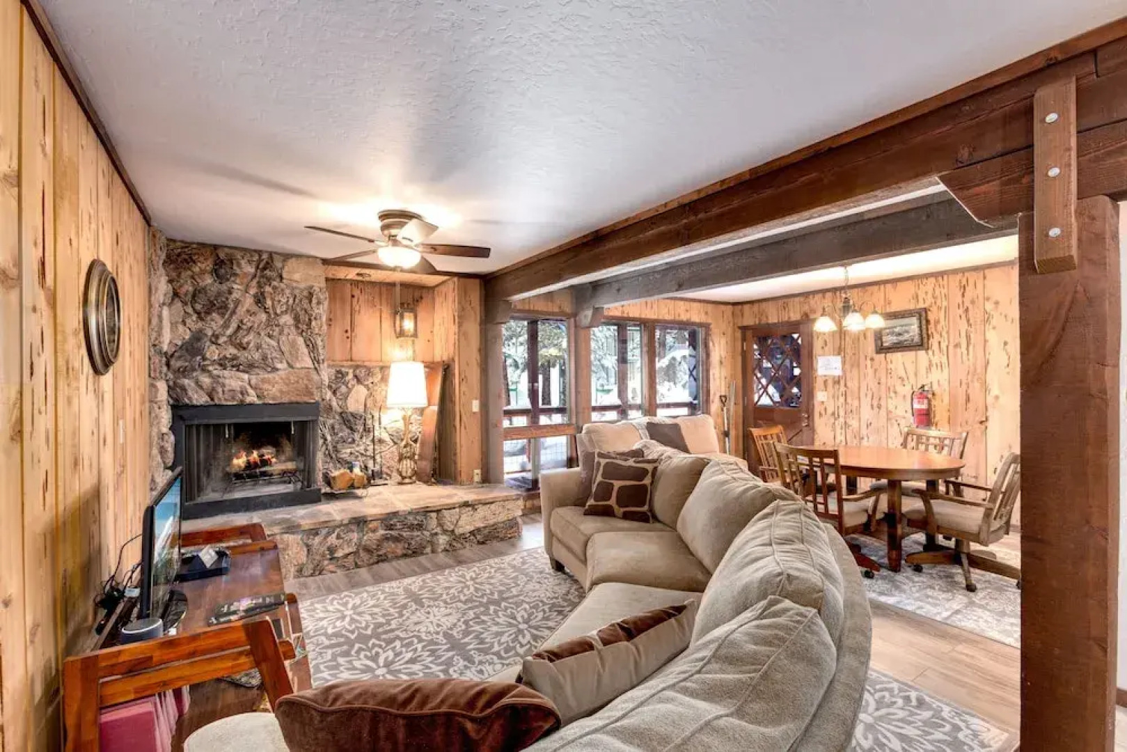 Snowflake Chalet 2 Bedroom Condo