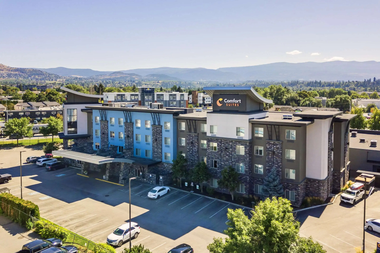 Comfort Suites Kelowna