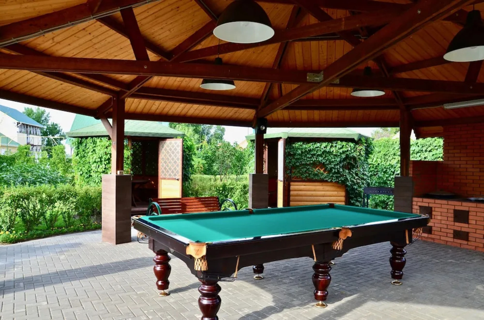 Верхнелебяжье Рыбный курорт