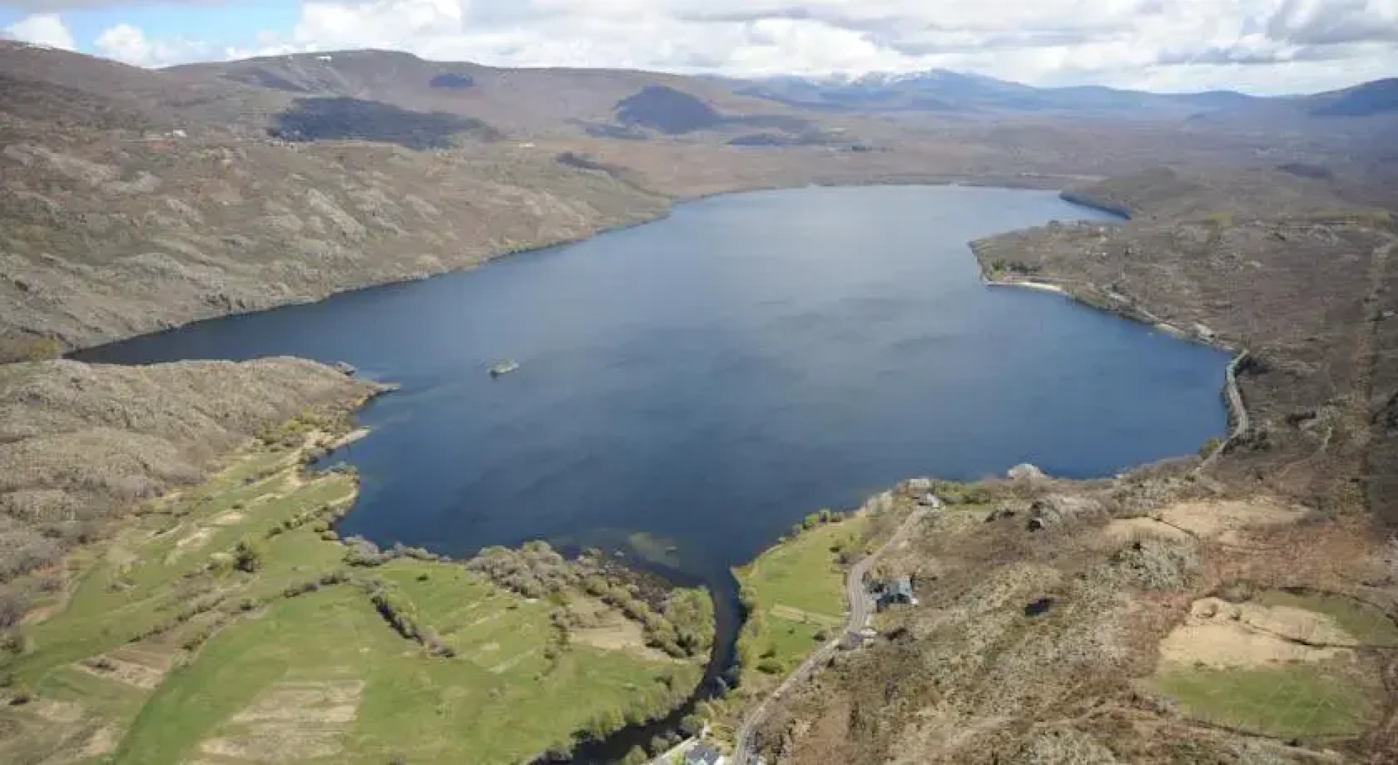 Cabañas Lago de Sanabria