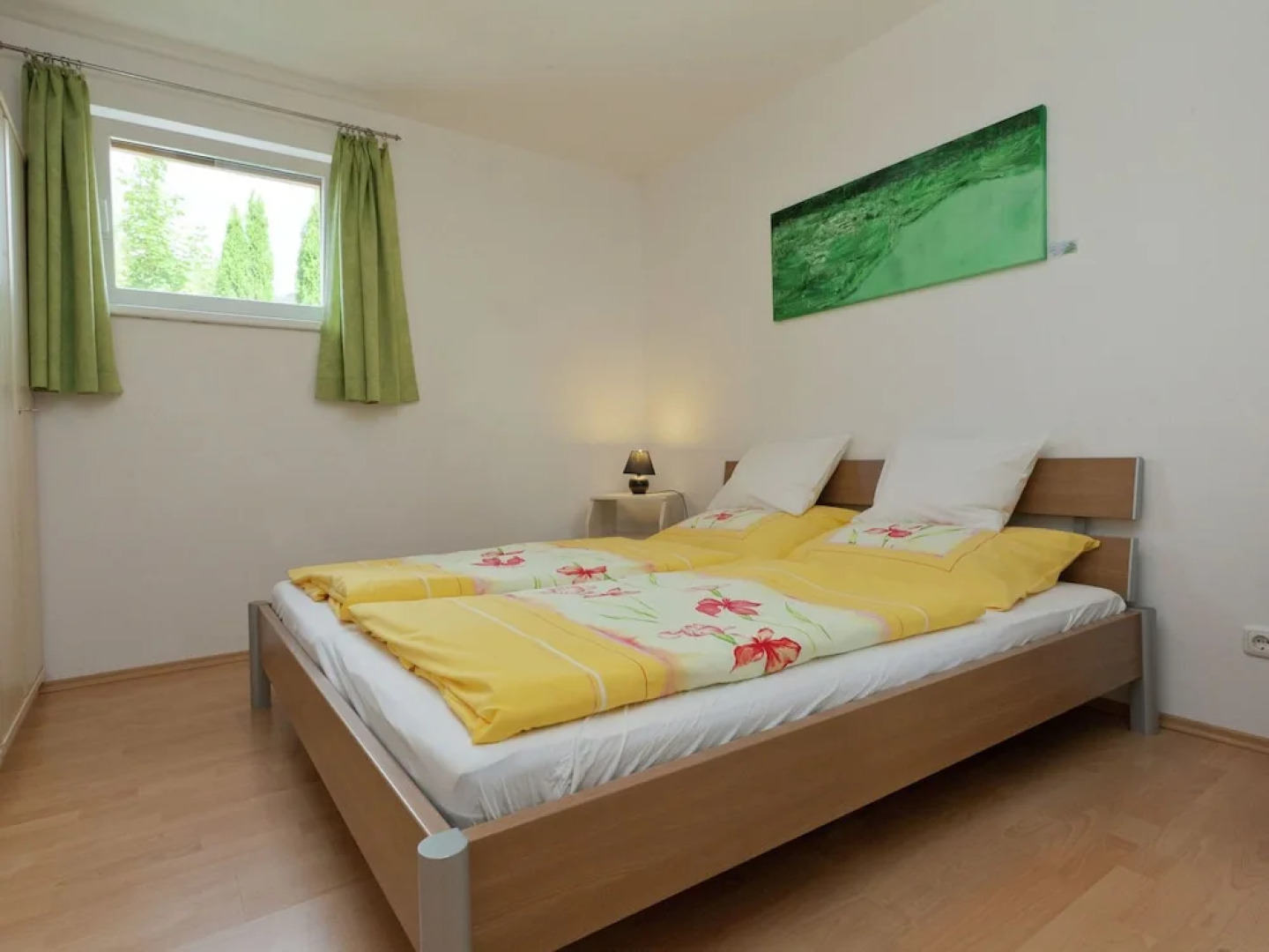 Mod Apartment in Bruck An Der Großglocknerstraße with Garden