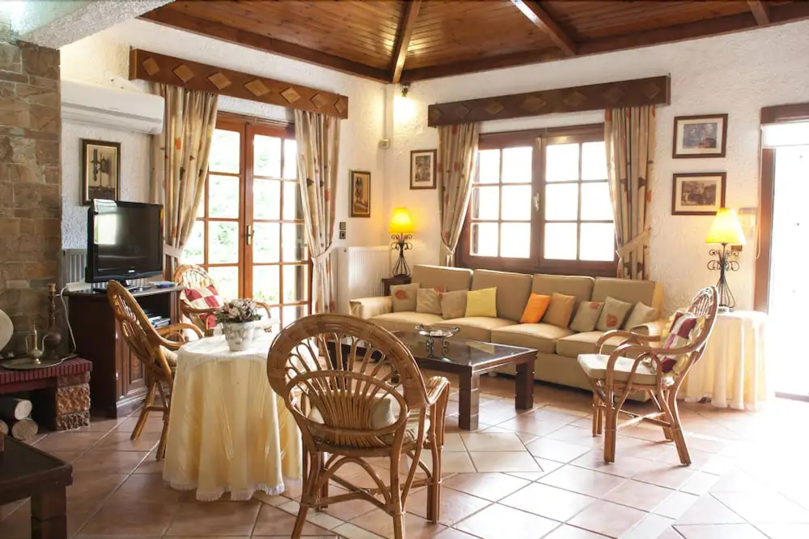 Georgie's Luxury Villa