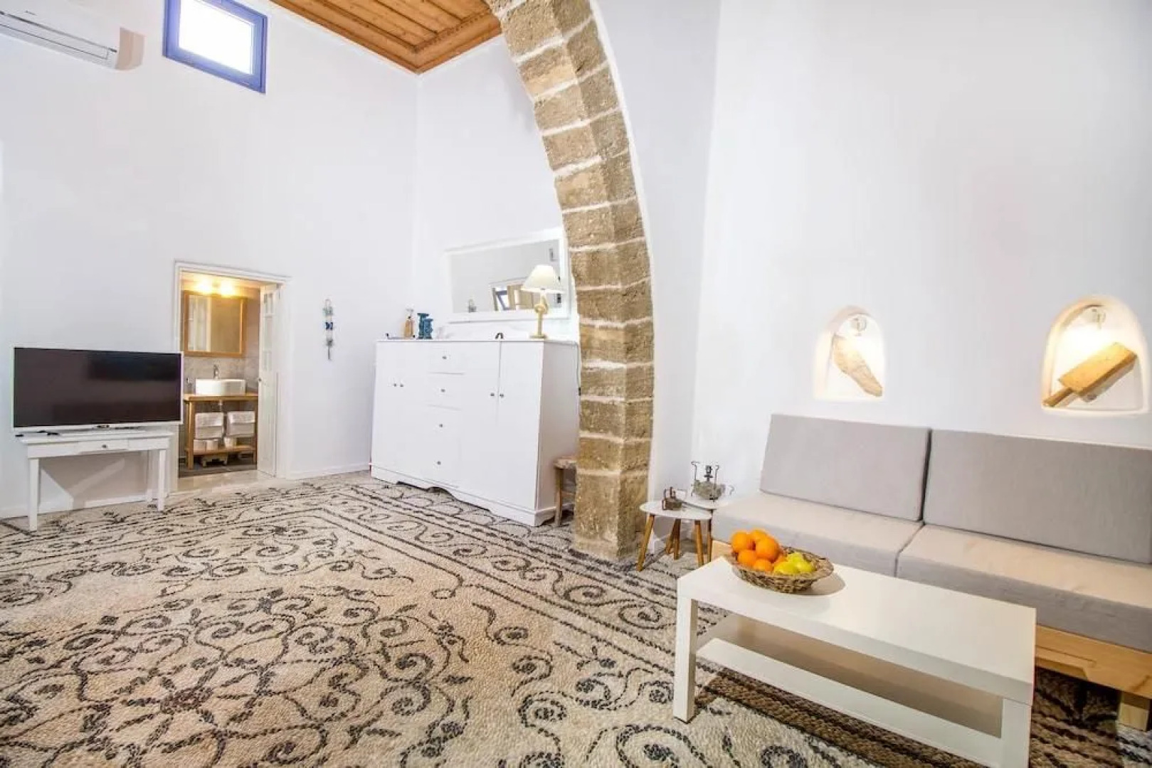 The Red Door in Koskinou