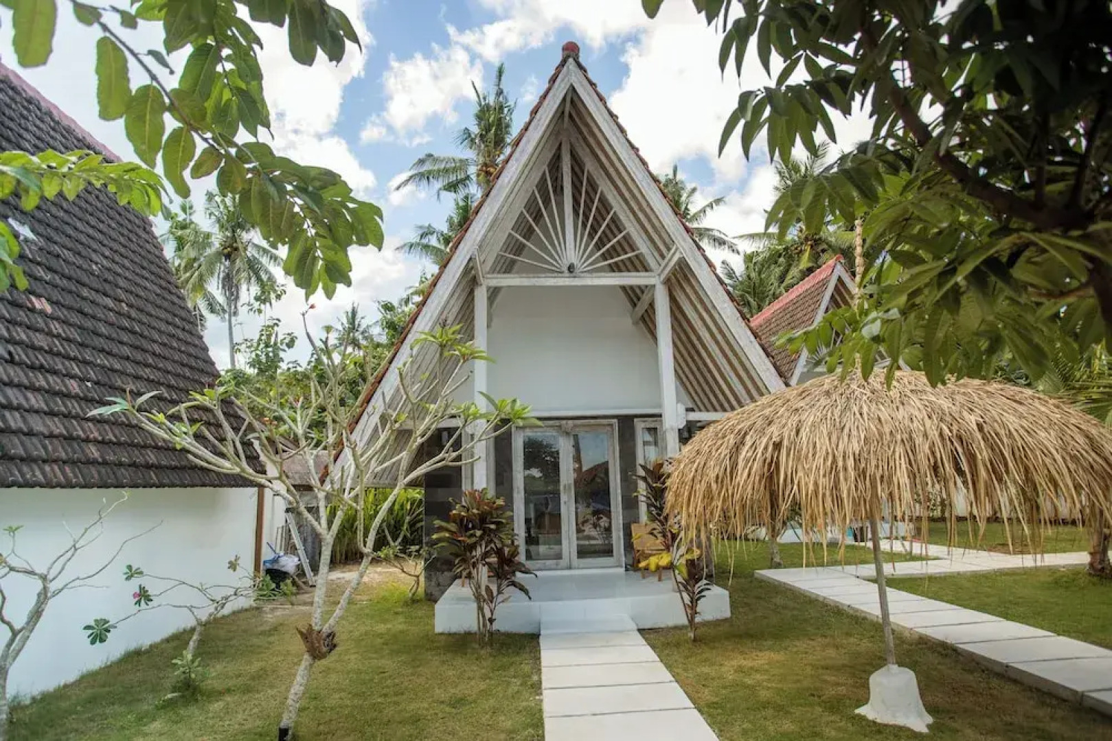 Sunset House Ceningan