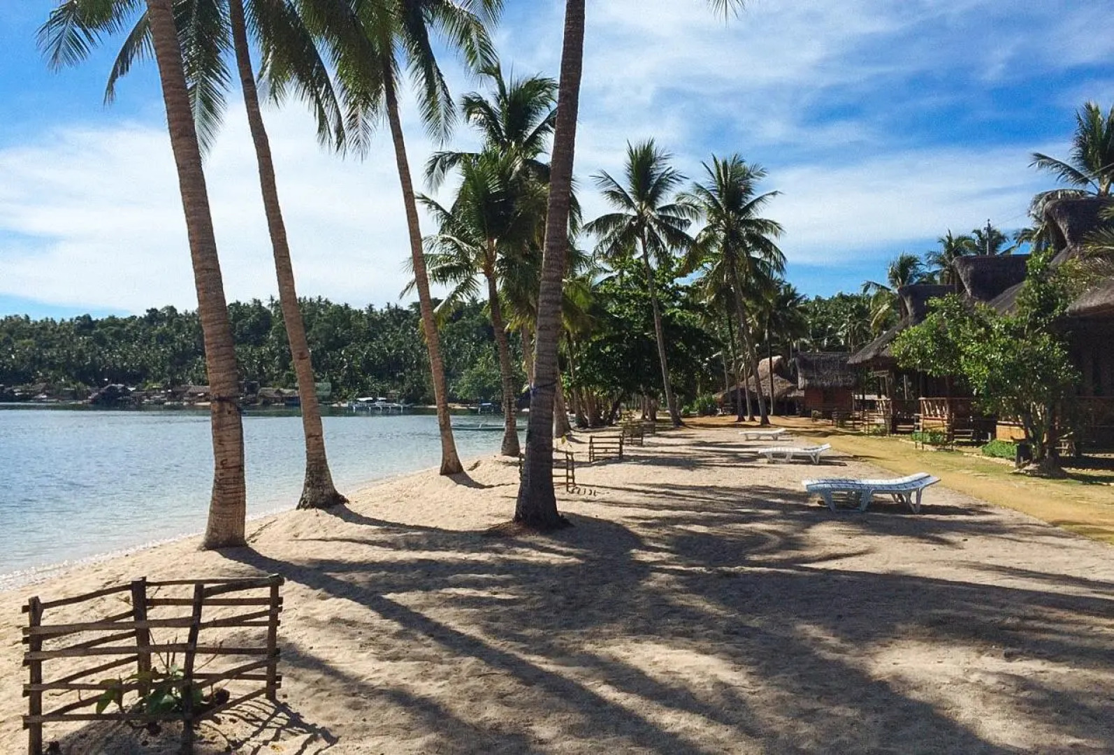 RedDoorz @ Ticao Island Resort Masbate