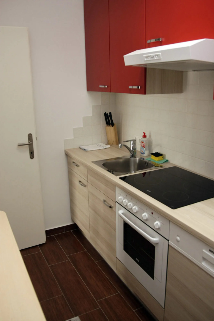 AJO Vienna Beach - Contactless Check-in