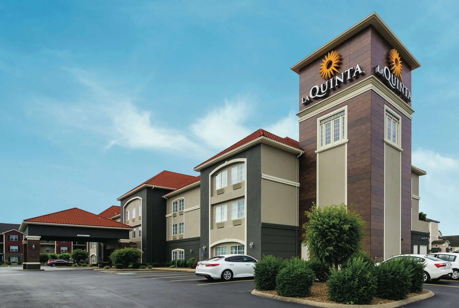 La Quinta Inn & Suites by Wyndham Bowling Green
