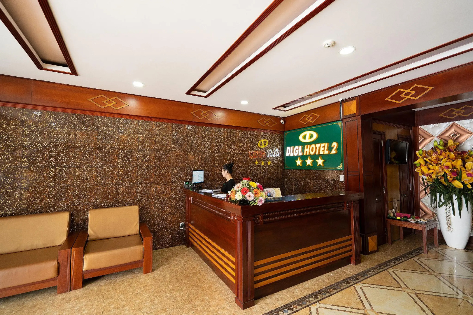 Duc Long Gia Lai Hotels & Apartment