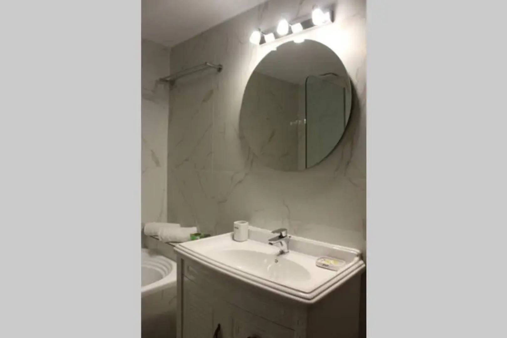 Stone Villa with swimming pool-BBQ!