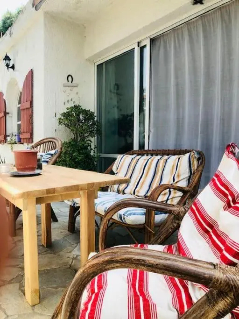 ΝΙRΑSΤΕRΟ - The house in the trees