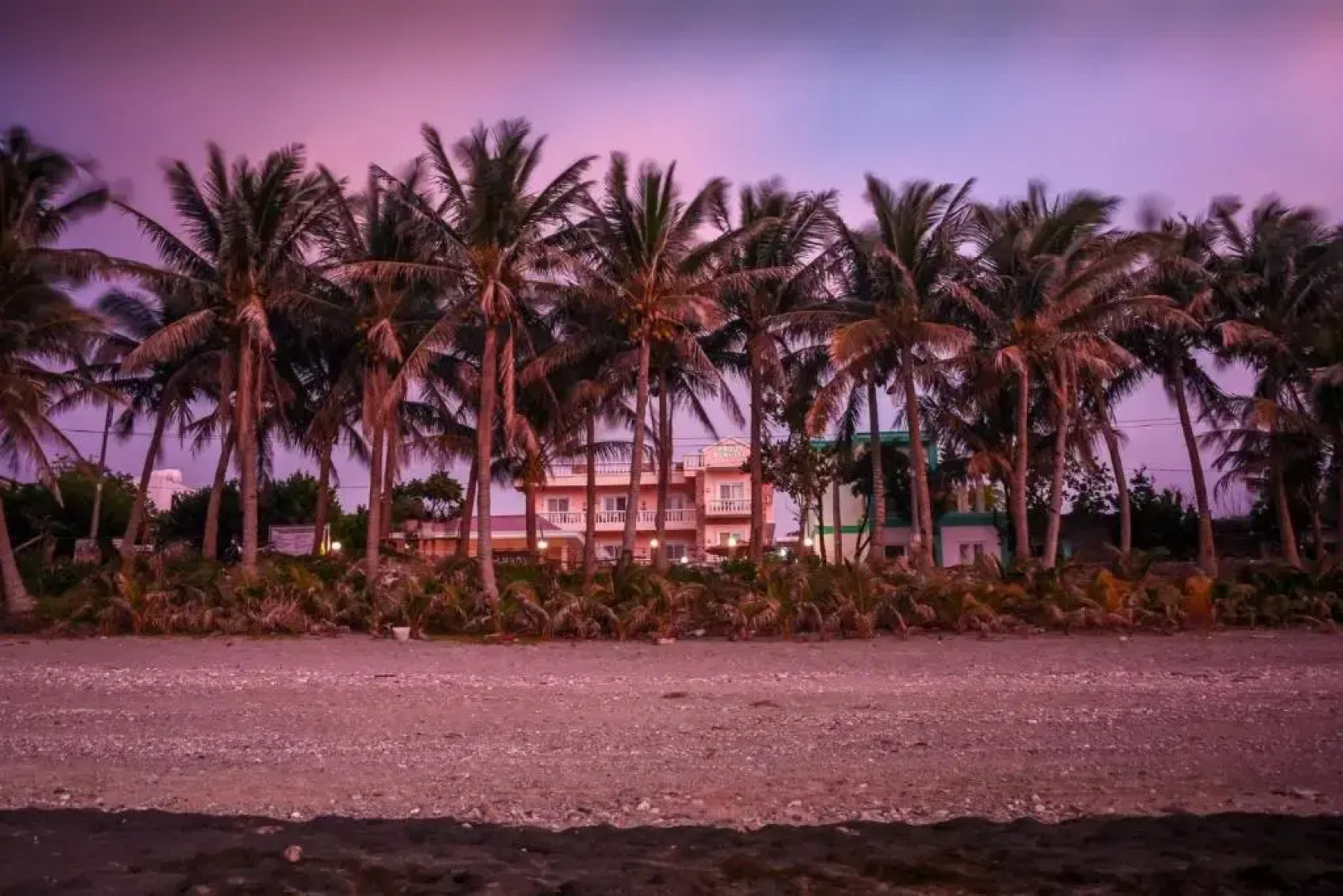 OYO 889 Amboy Hometel