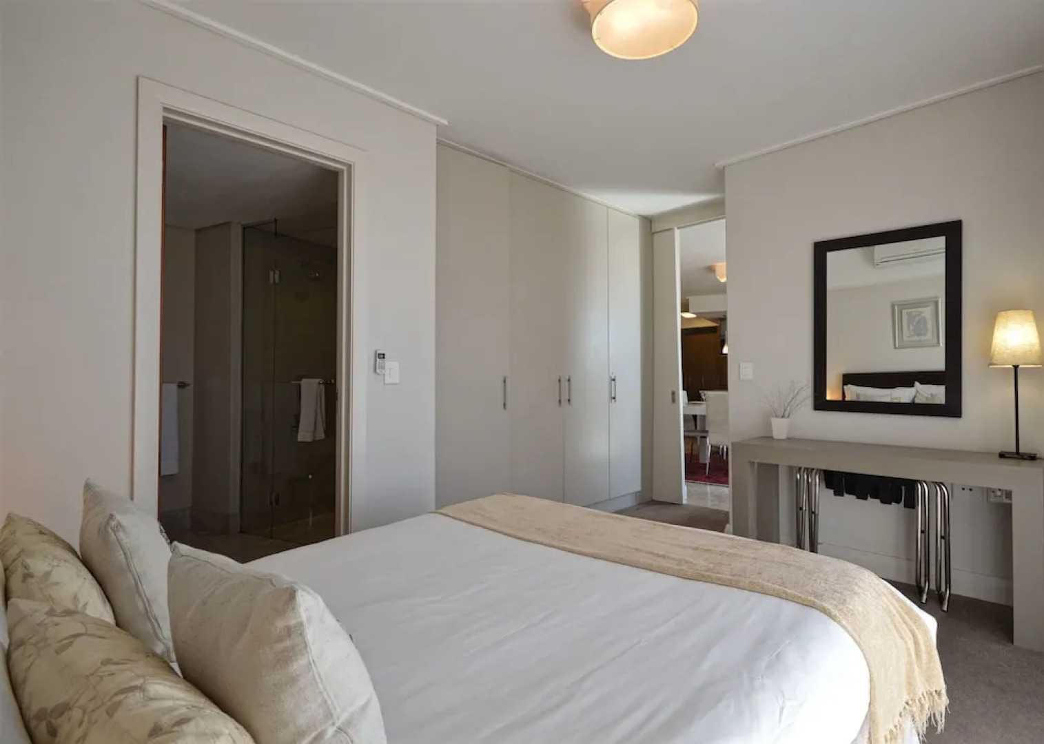 Canal Quays Luxury Apartments