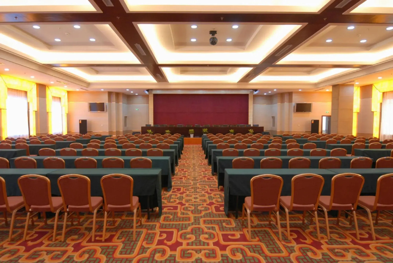 Huatai International Hotel