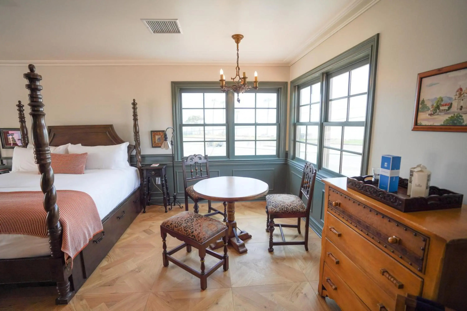 El Caminante Bar & Bungalows