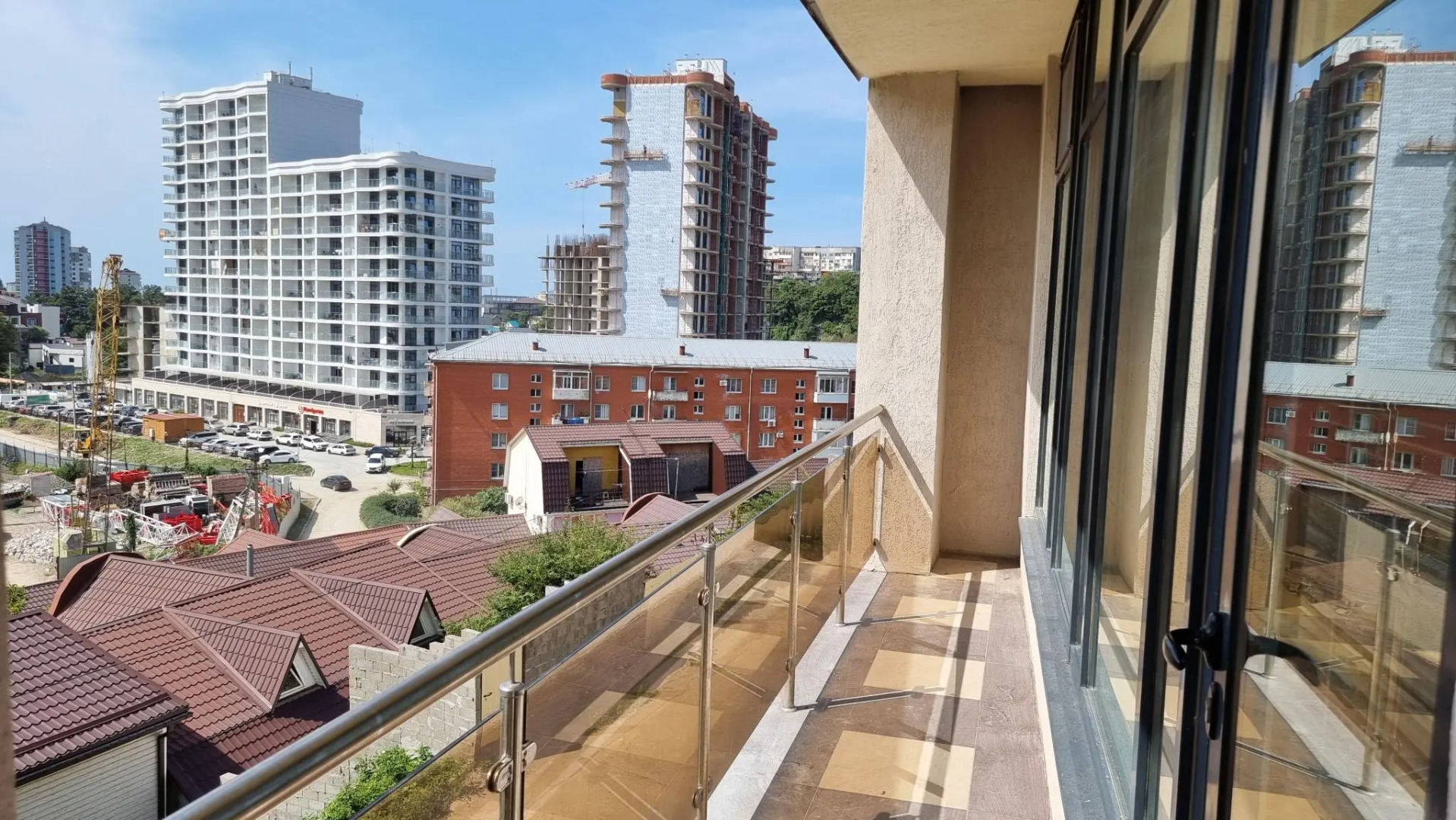 Таунхаус с панорамной крышей