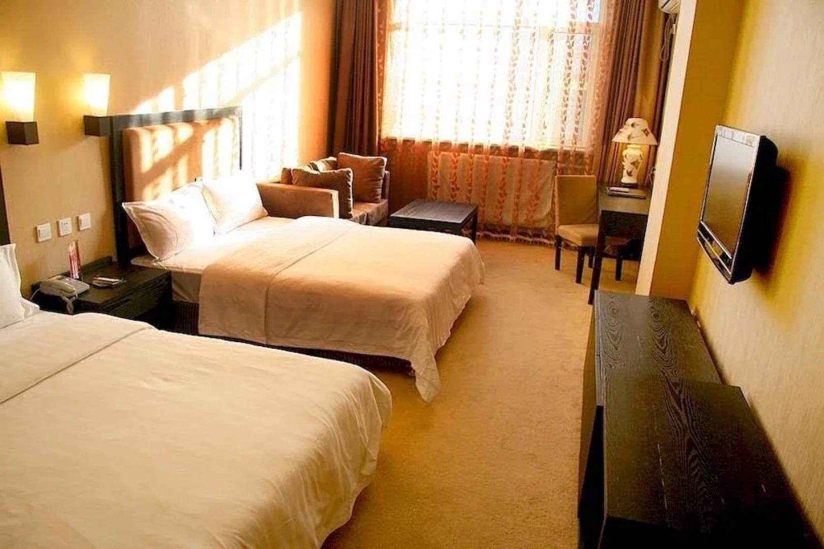 Huamei Haoting Hotel