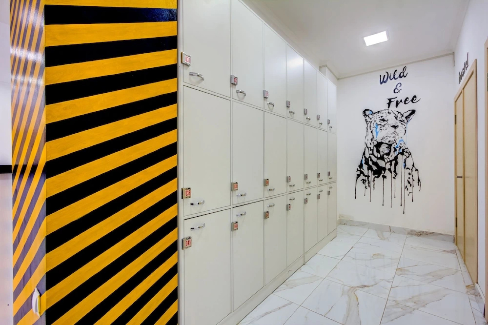 White Hotel & Hostel