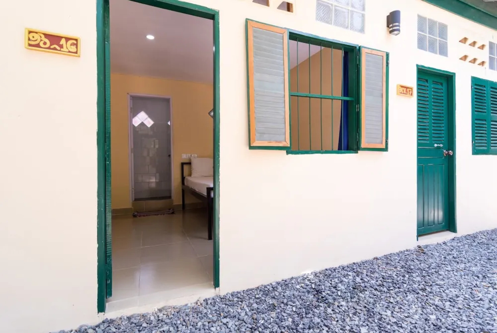 Monkey Republic Kampot - Hostel