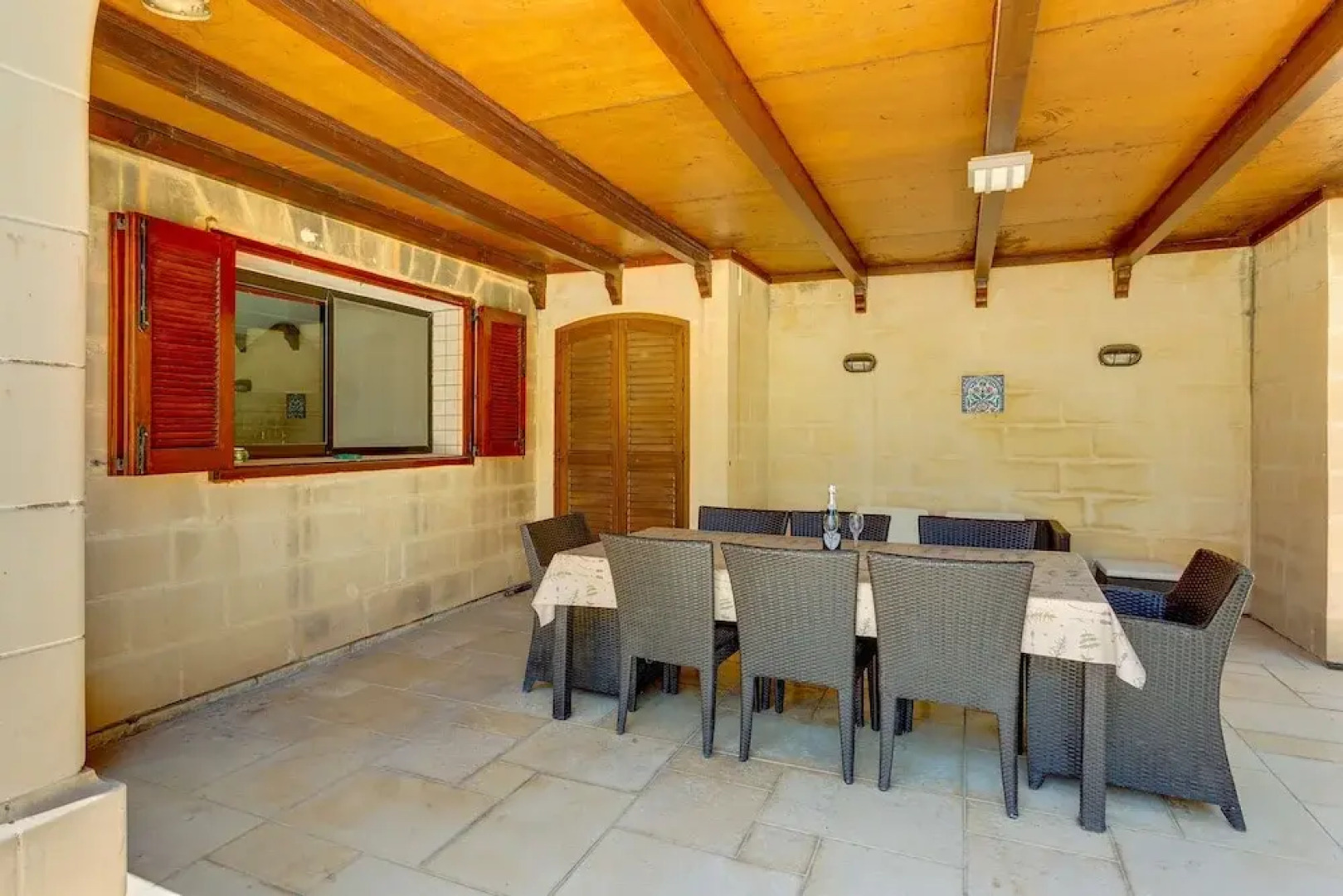 Superlative 4 Bedroom Villa With Private Pool