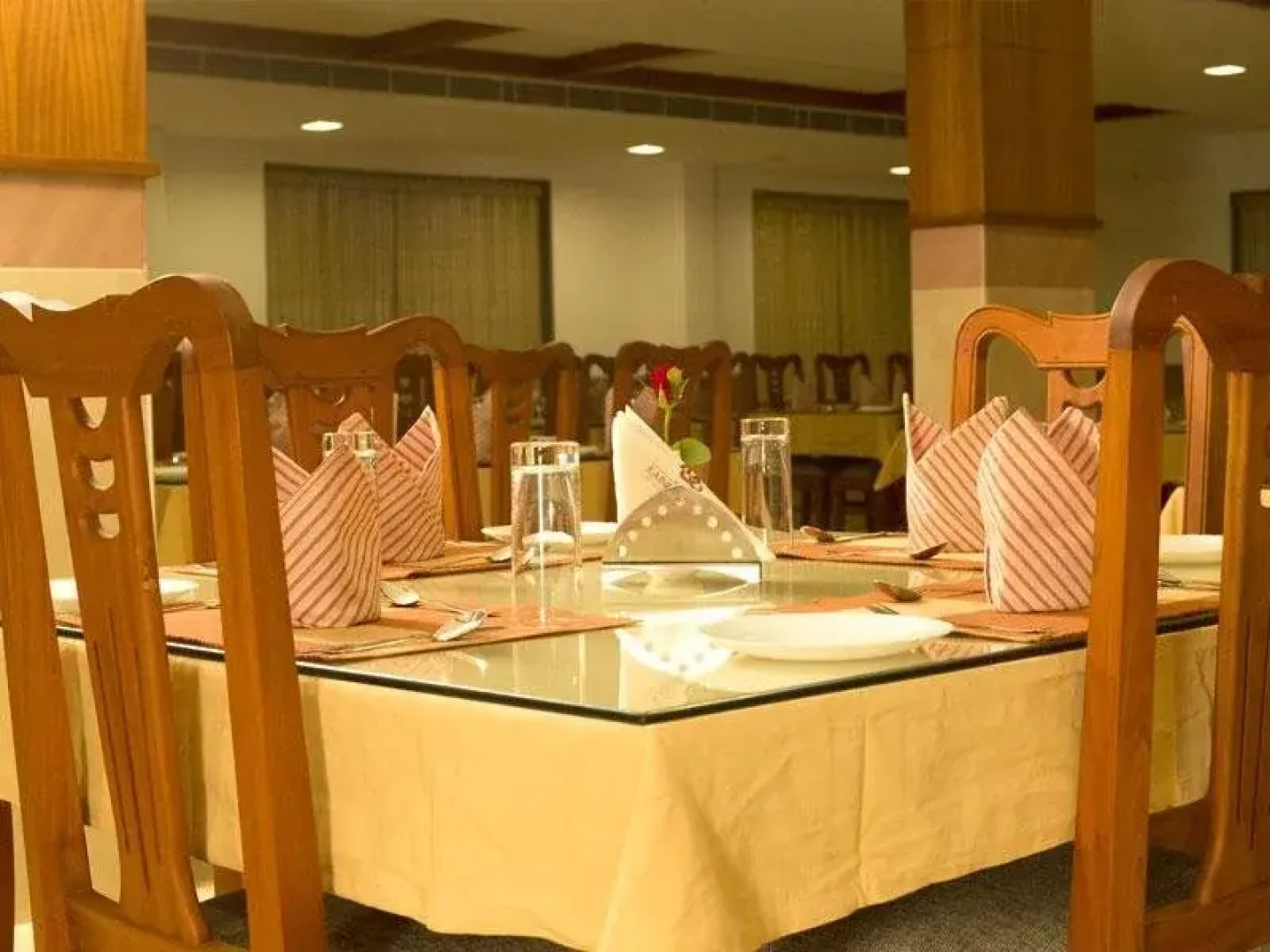 Hotel Rainbow Suites