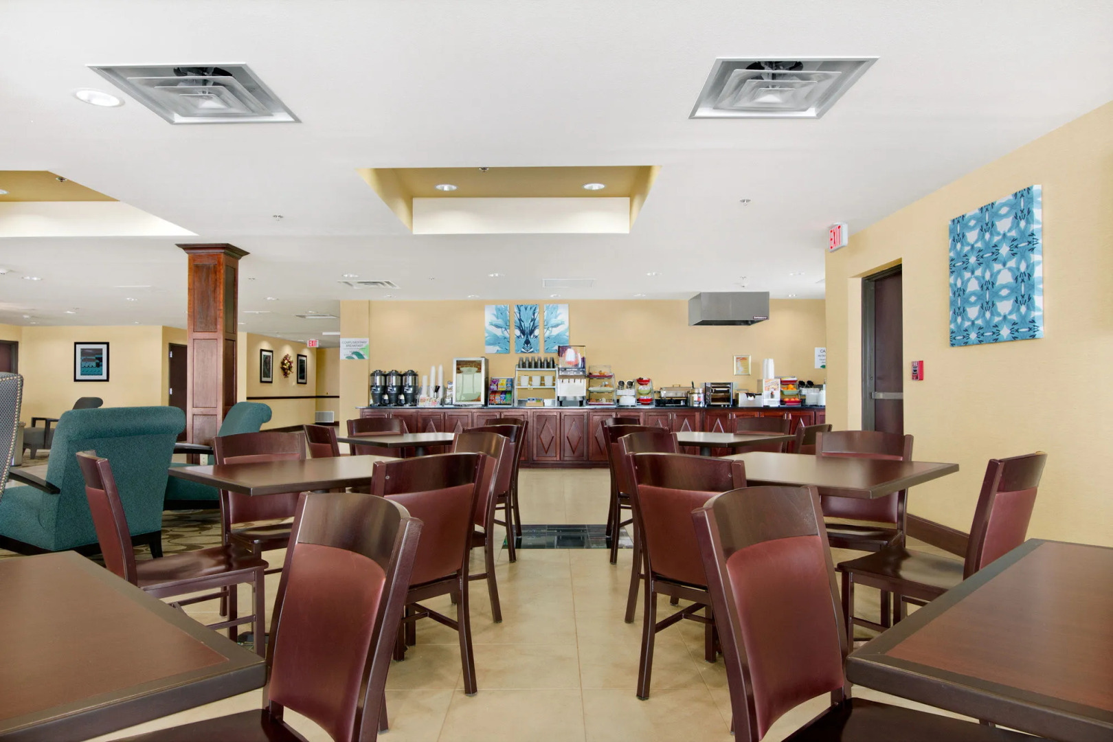 Holiday Inn Express Gulfport Beach by IHG