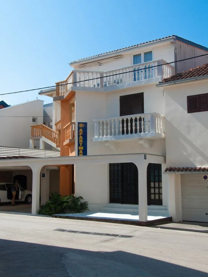 Apartments Sime Villa Vulin