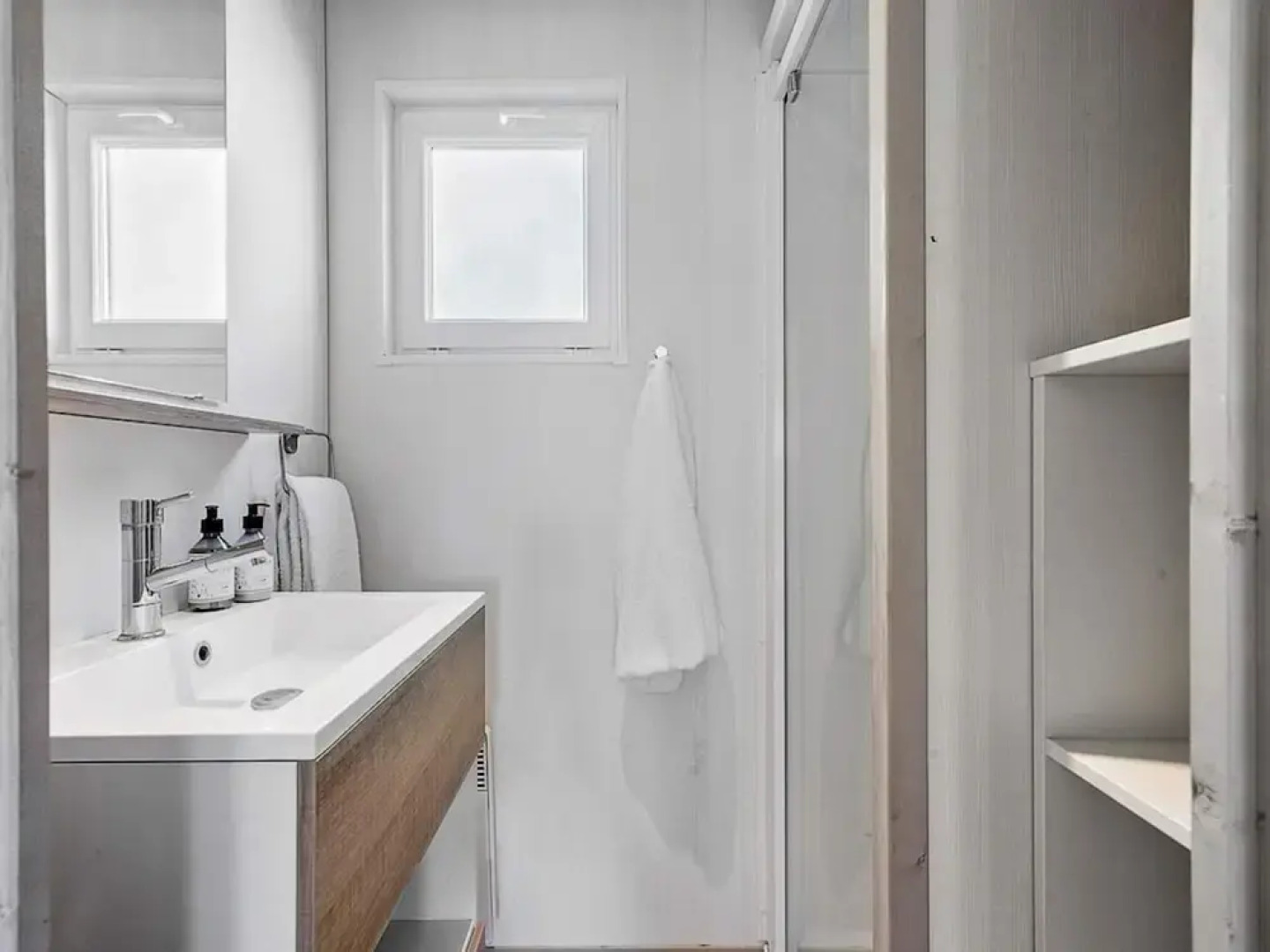 6 Person Holiday Park Home in Hesselager