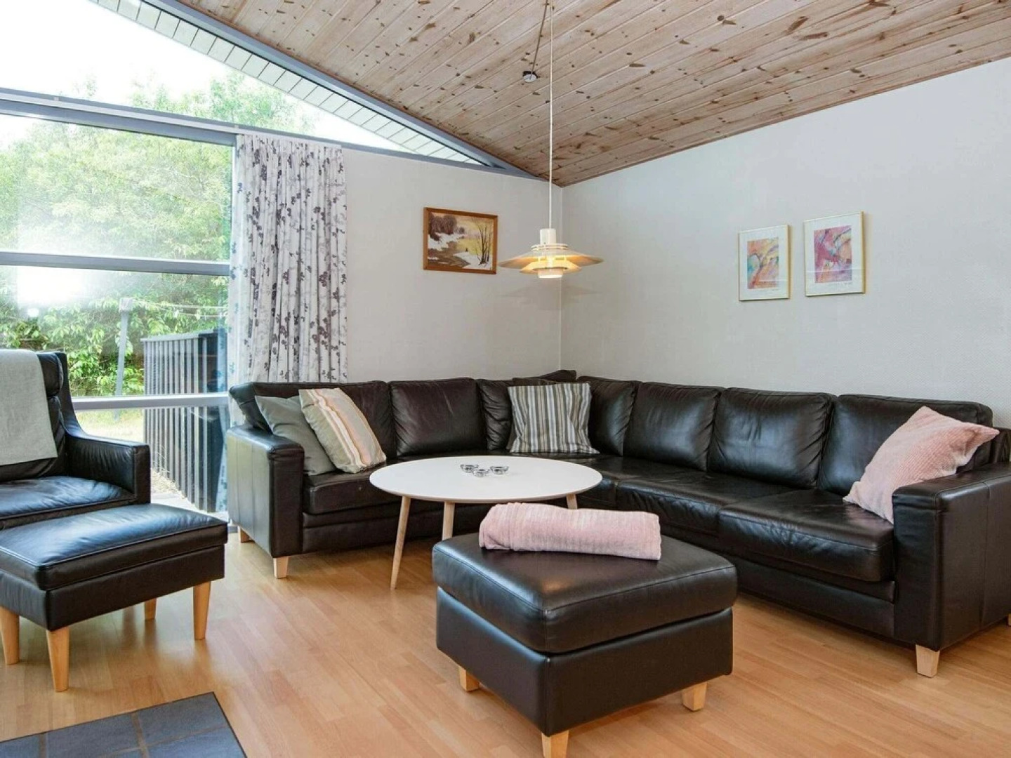 Tranquil Holiday Home in Henne Jutland With Terrace