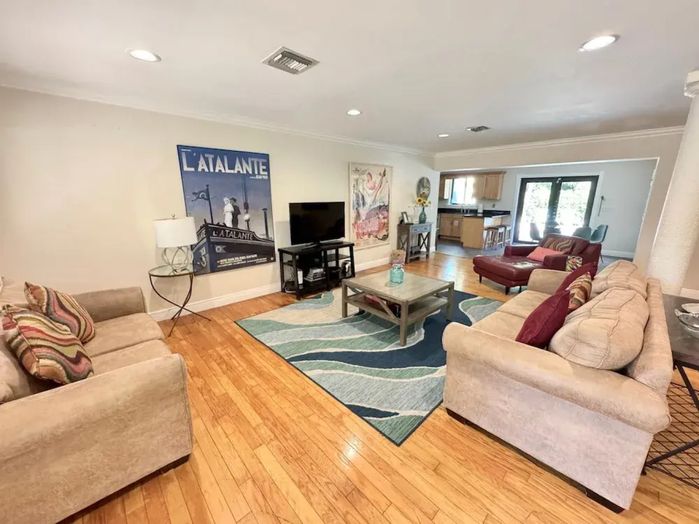 Vidal Manor 4BR Oasis w Pool Cabana- Wilton Dr