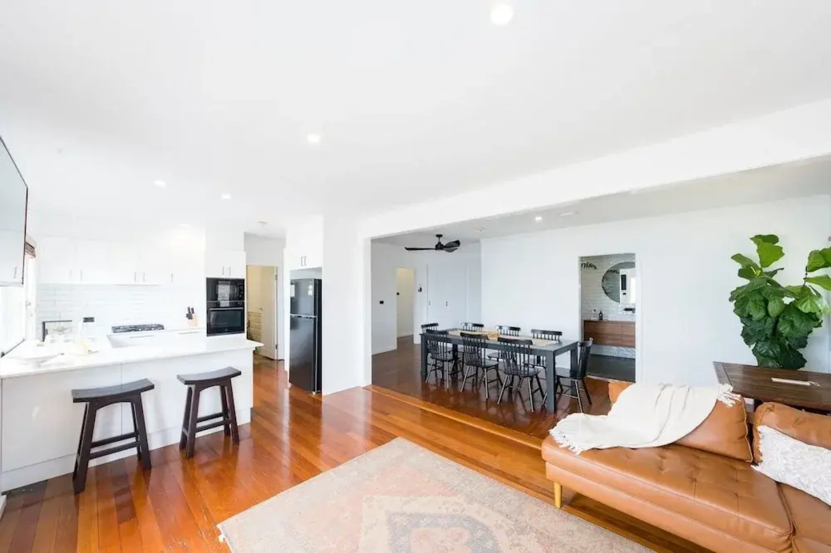 The Happy Pelican Harrington Hotel