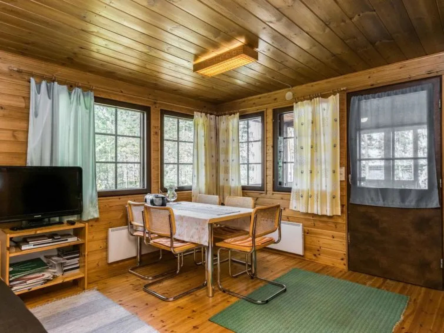 Holiday Home Mäntyniemi